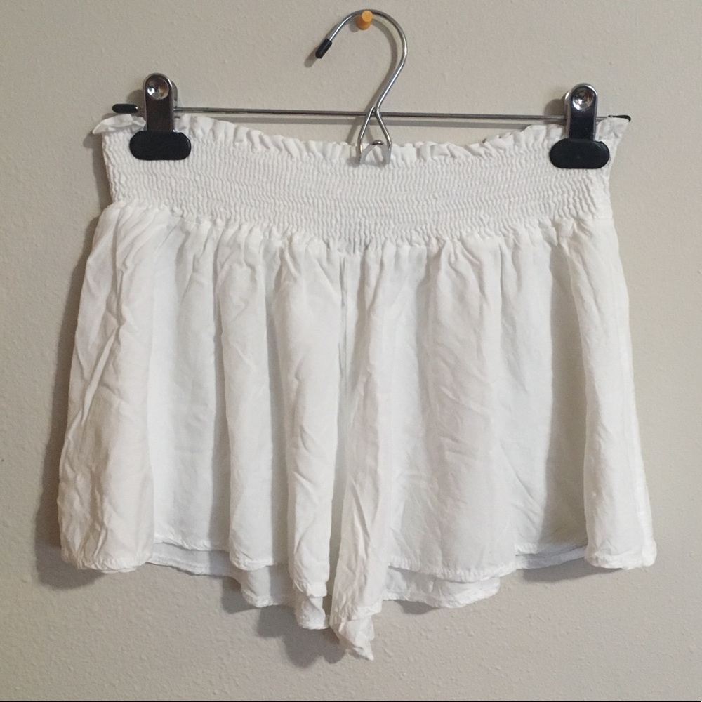 ❌SOLD❌Brandy Melville Shorts - Picture 1 of 3